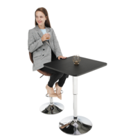 0000279298-florian-cierna-modelka-0.png