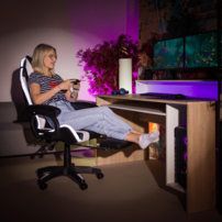 0000300474-jovela-cierna-biela-atelier-02-min.png